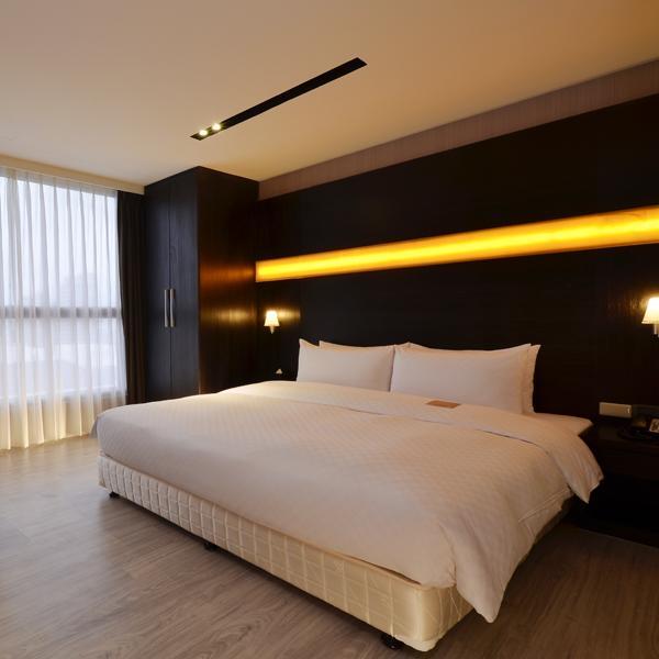 Hotel Cube Taichung Exteriör bild